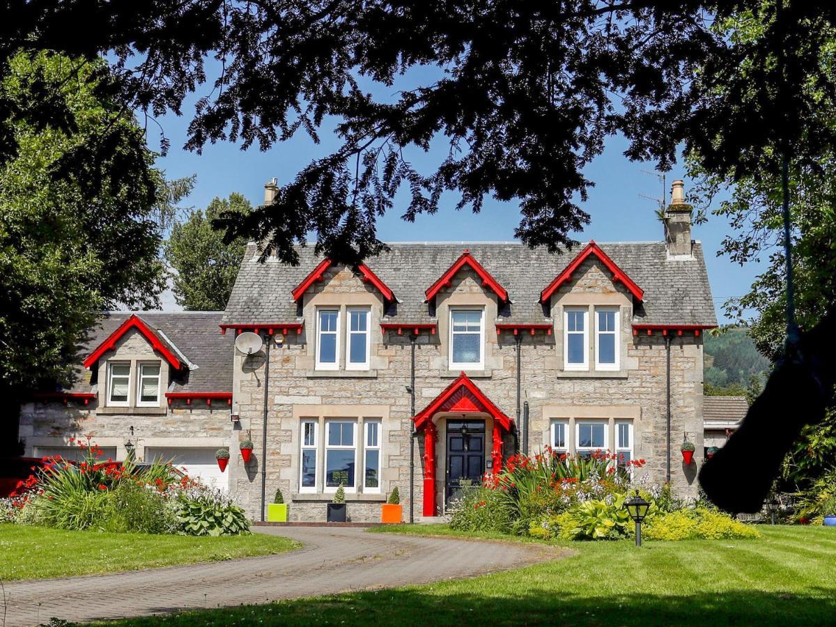 Roseburn Villa Pitlochry Exterior photo